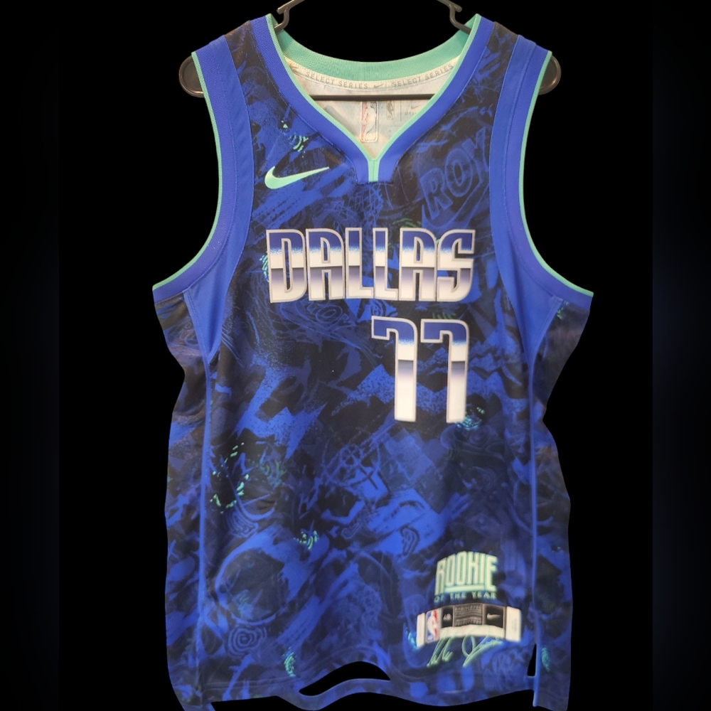 Nike NBA Luka Doncic #77 Blue&Green Dallas Mavericks Jersey 48 Select Series